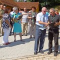 Landrat Volker Liedtke mit Architekt Michael Steidl beim Dorfrundgang